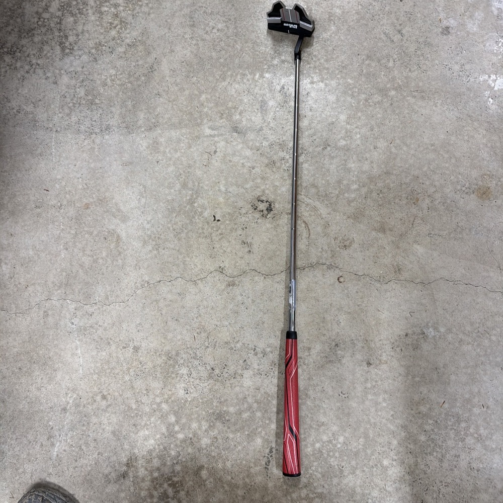 Wilson Harmonized M5 Mallet Golf Putter RH Nice Grip Steel Shaft